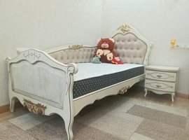 Кроватка детская